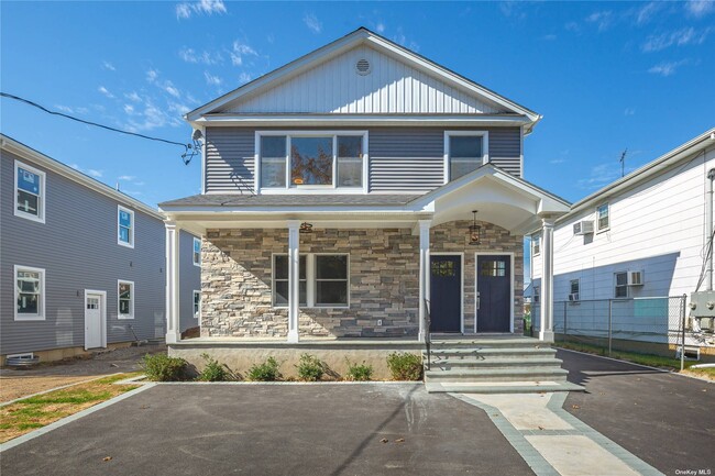 Building Photo - 207 Nassau Blvd