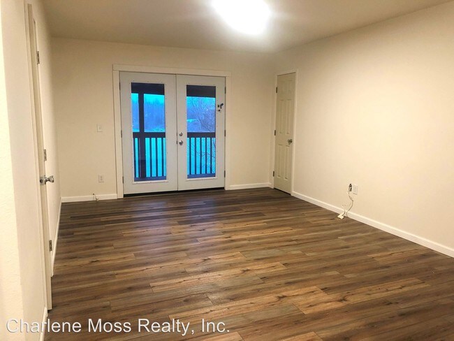 Foto del edificio - 1565 N Lakeview Dr