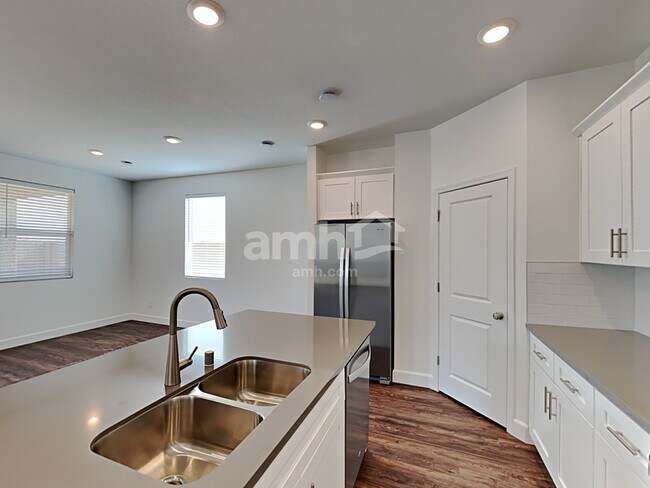 Foto del edificio - 9148 Crocker Pt Ct
