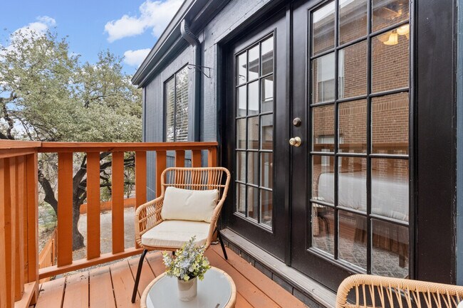 Foto del edificio - 800 S 1st St