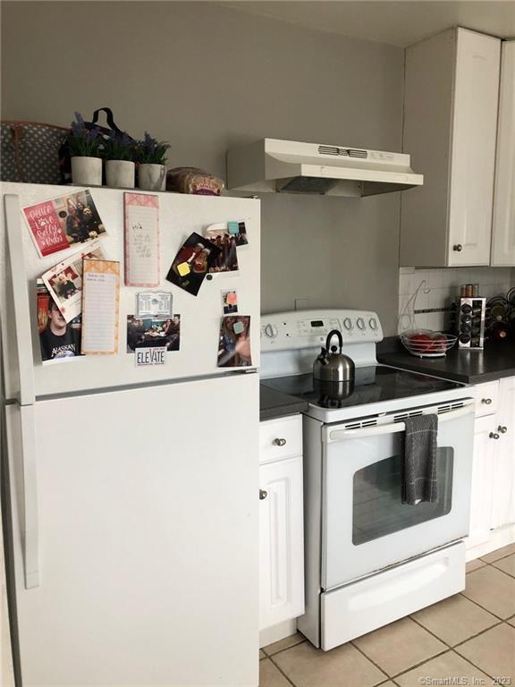 222 Flax Hill Rd Unit A, Norwalk, CT 06854 Room for Rent in Norwalk, CT