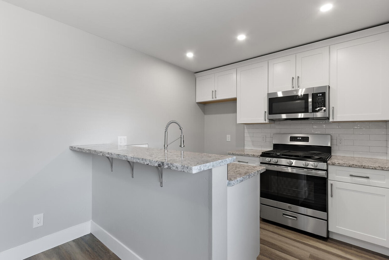 3655 Sapphire Dr Unit 1, Auburn, CA 95602 Condo for Rent in Auburn, CA