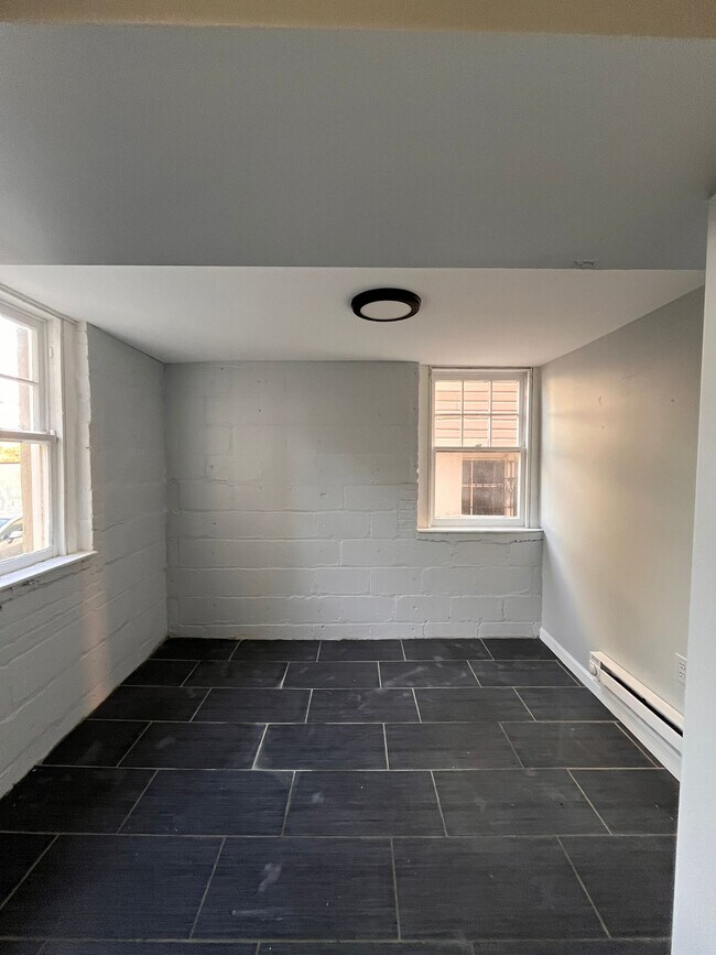 Foto del edificio - 579 LIBERTY Ave