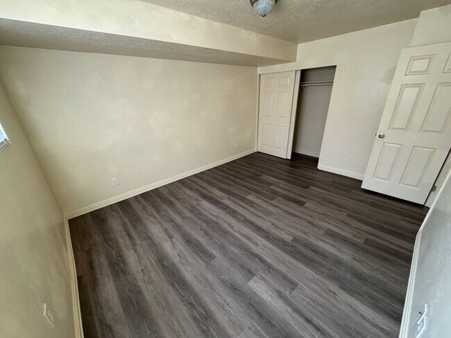 Foto del edificio - 4943 W 4100 S