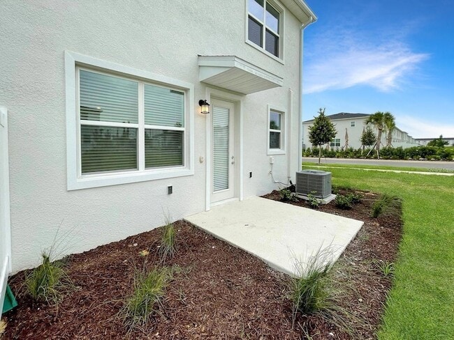 Building Photo - 218 Nine Iron Dr