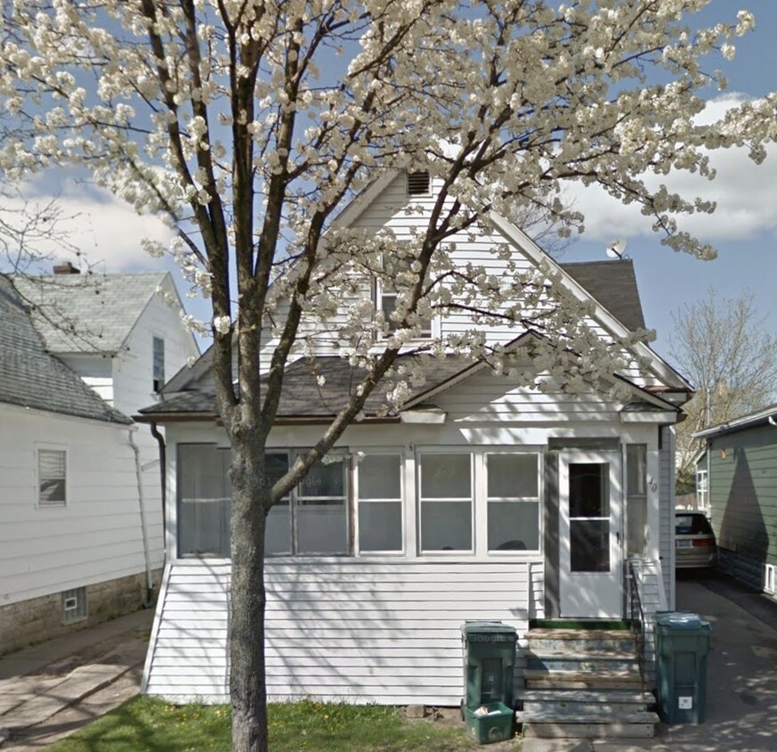 40 Peckham St, Rochester, NY 14621 Townhouse for Rent in Rochester