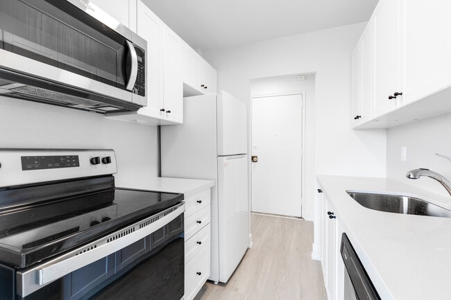 Building Photo - 3 Swift Drive