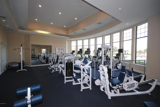 Foto del edificio - 800 Boardwalk Dr