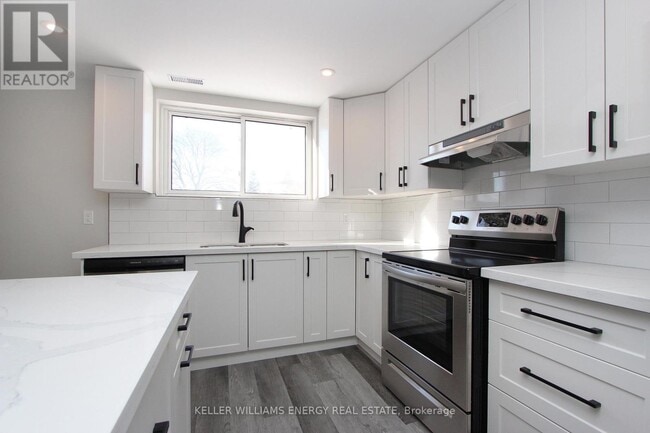 Photo du bâtiment - 634 Wilson Rd N