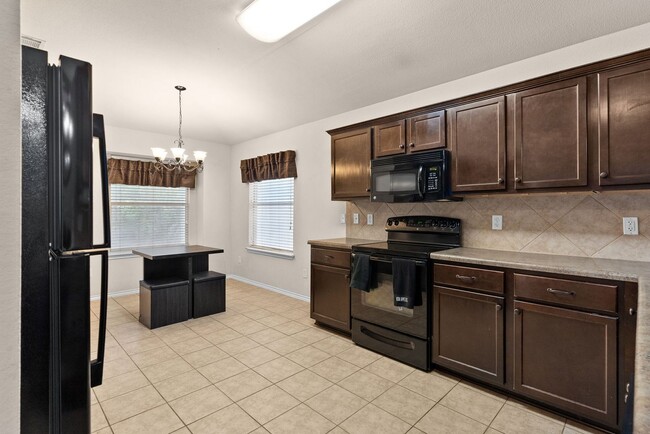 Foto del edificio - 5400 Birmingham Cir