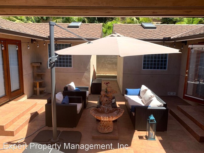 Foto del edificio - 4 br, 3 bath House - 7949 Eastridge Drive