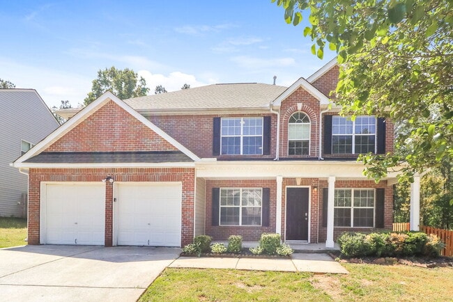Building Photo - 166 Birchfield Way