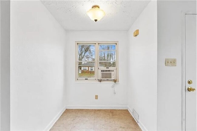 Building Photo - 3929 Fulton Ave