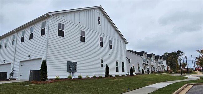 Building Photo - 1727 Prospect Wy