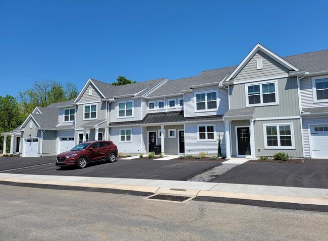 Building Photo - 219 Millard Dr