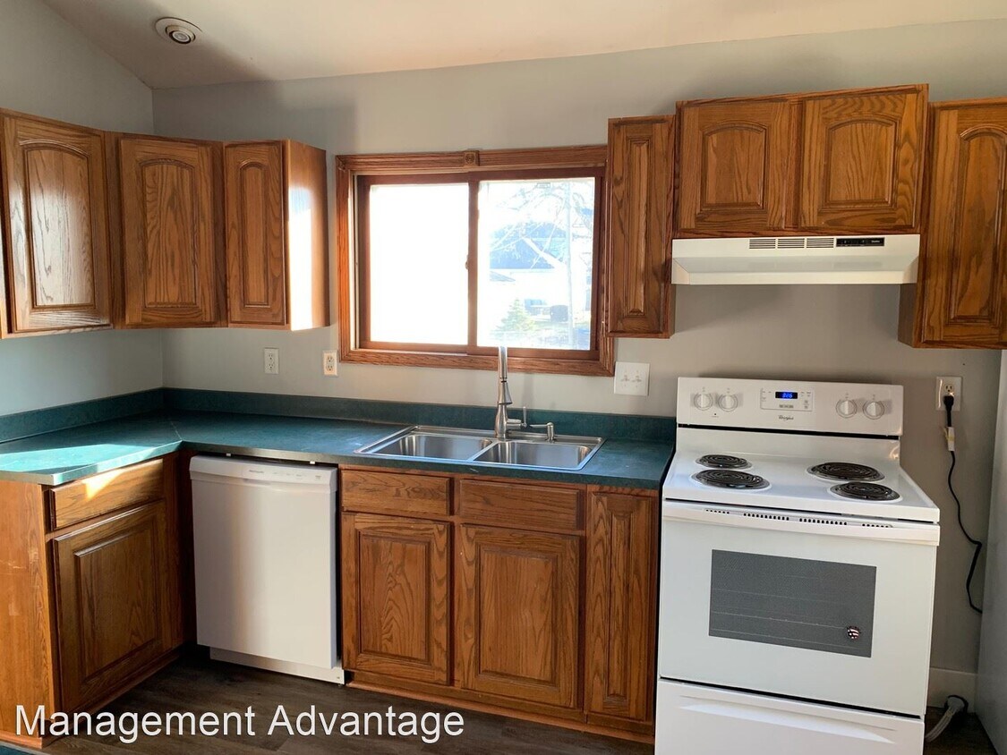 Primary Photo - 3 br, 2 bath House - 1109 Adams Street