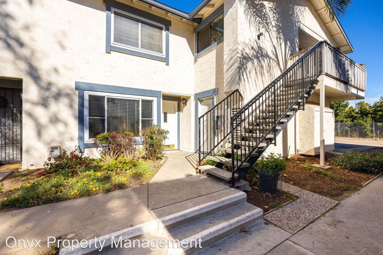 Primary Photo - 2 br, 1.5 bath House - 3406 Del Este Way -...