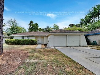 Building Photo - 22610 Meadowgate Dr