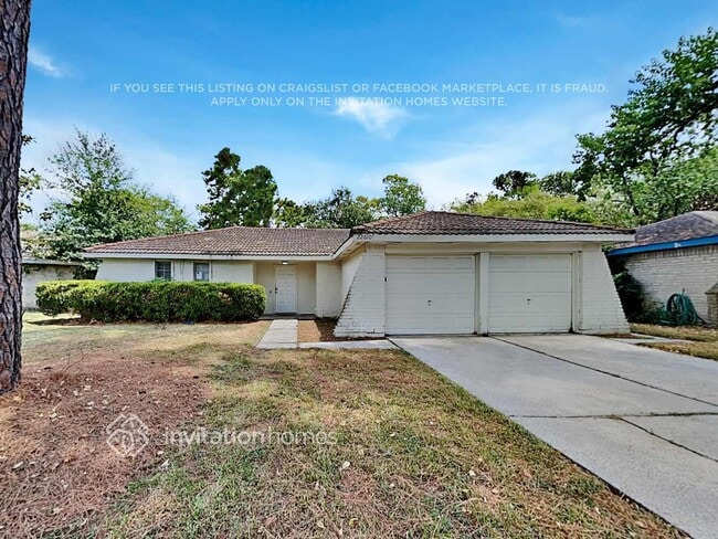 Building Photo - 22610 Meadowgate Dr