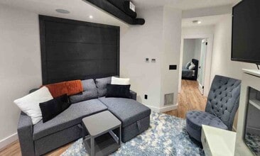 Building Photo - 459 A Rosedale Ave