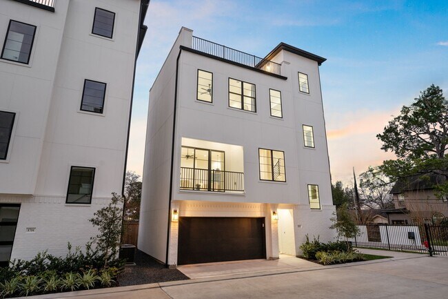 Foto del edificio - 8707 Ojeman Villas Dr