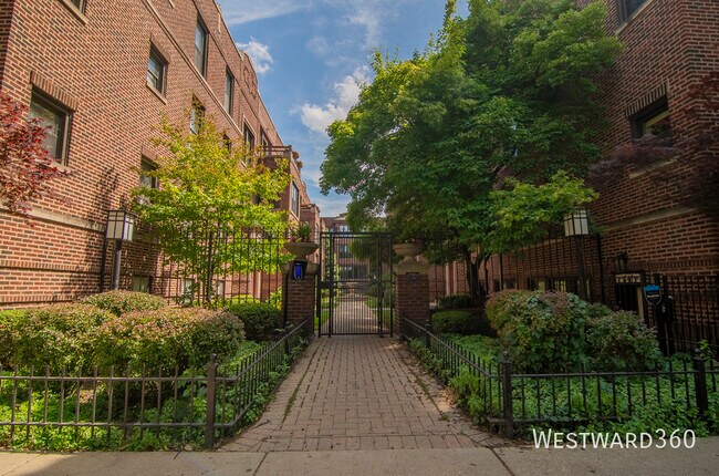 Foto del edificio - 747 W Cornelia Ave
