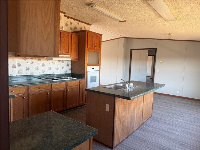 Building Photo - 1544 Rd 5860