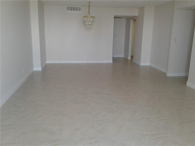 Foto del edificio - OLYMPUS CONDO PHASE C