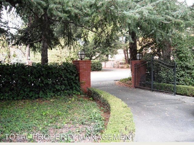 Building Photo - 5 br, 3.5 bath House - 19 SELBY LANE