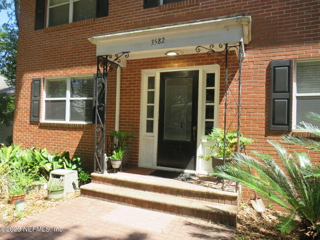 Building Photo - 3582 Hedrick St