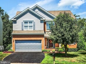 Building Photo - 8802 Copper Leaf Way