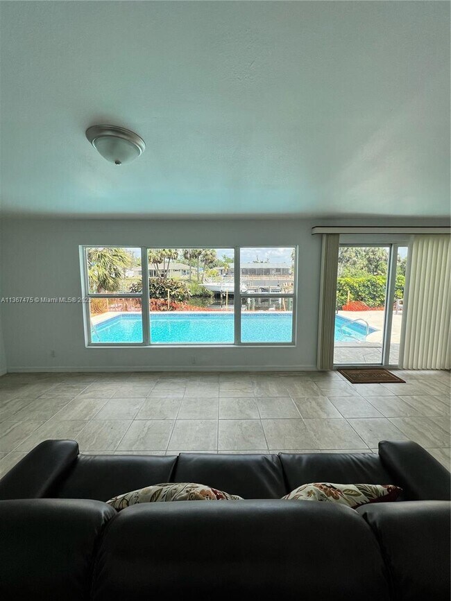 Foto del edificio - 2730 Auburn Blvd