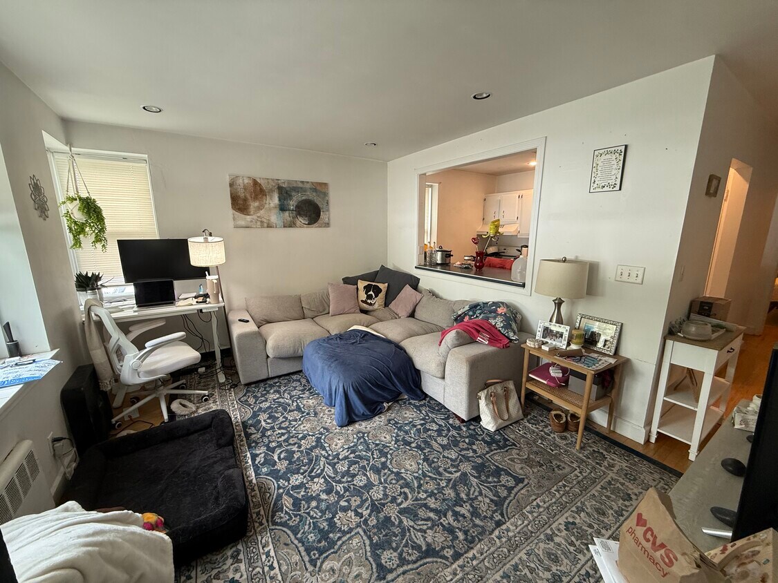 Foto principal - 135 Farragut Rd