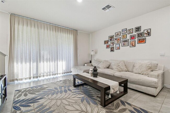 Foto del edificio - 11070 Crescent Deer Dr