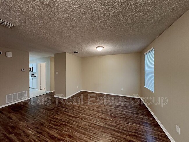 Building Photo - 2908 Rising Crest Dr