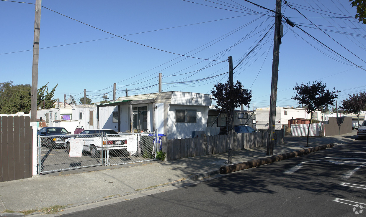Foto del edificio - Alpine Mobile Home Park
