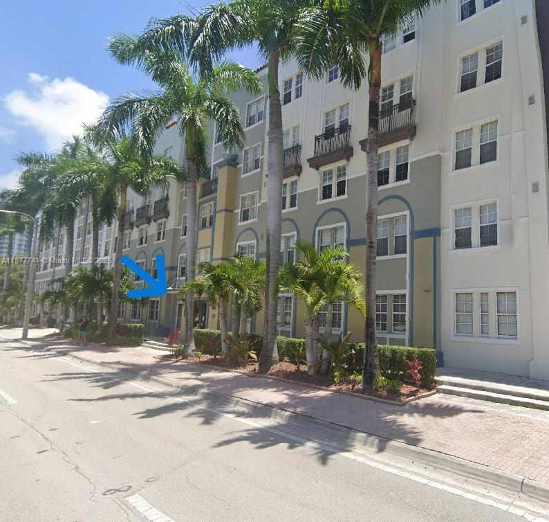 Foto del edificio - 533 NE 3rd Ave