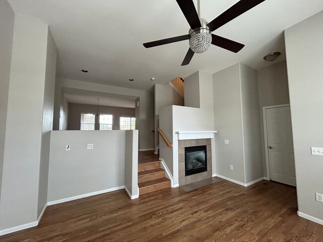Foto del edificio - Well Maintained Townhouse in Highlands Ranch