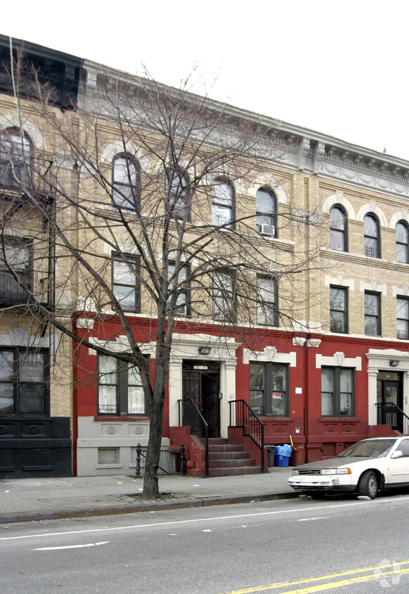 Primary Photo - 2318 Bedford Ave