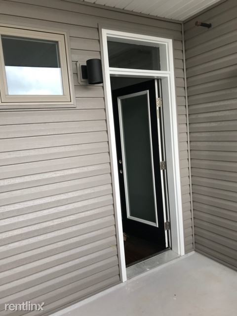 Foto del edificio - 2 br, 1 bath Apartment - 5433 Christian St