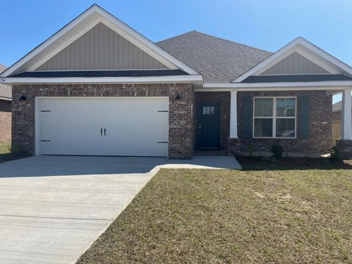 Primary Photo - New Build - 3 Bedroom/2 Bathroom with Offi...