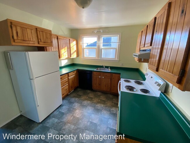 Building Photo - 3 br, 1 bath House - 2436 Humboldt St