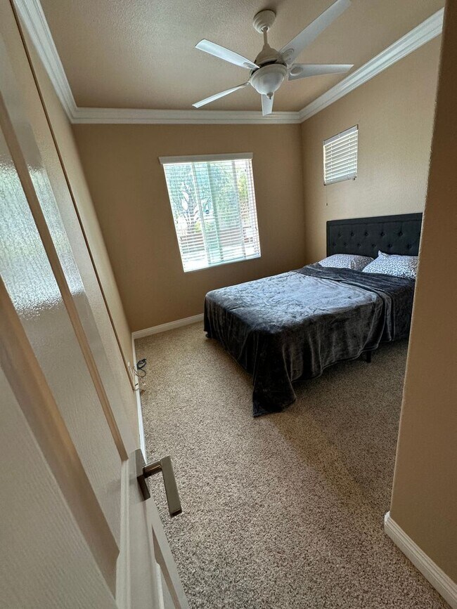 Foto del edificio - Single Story 3 Bedrooms in Temeku Hills