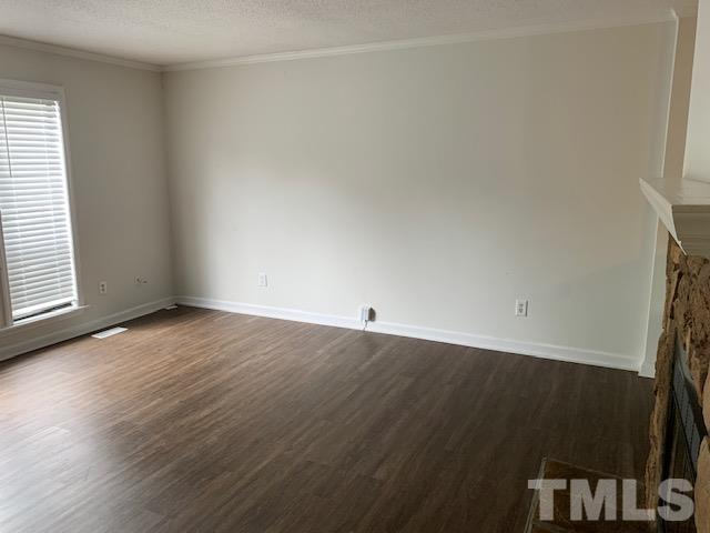 Building Photo - 115 Joanne Cir