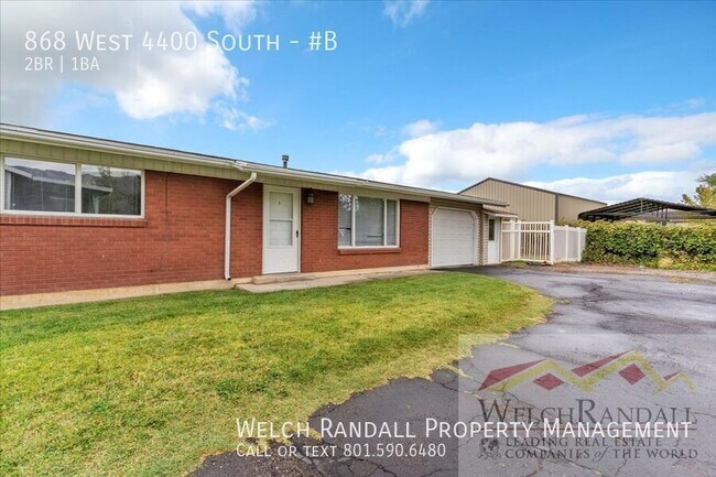 Building Photo - 868 N 4400 W
