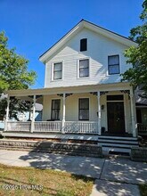 Building Photo - 315 Church St