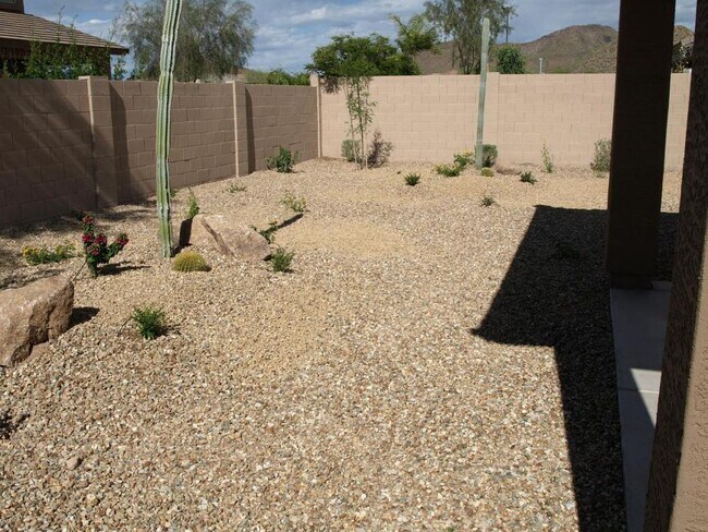 Foto del edificio - 3226 W Leisure Ln