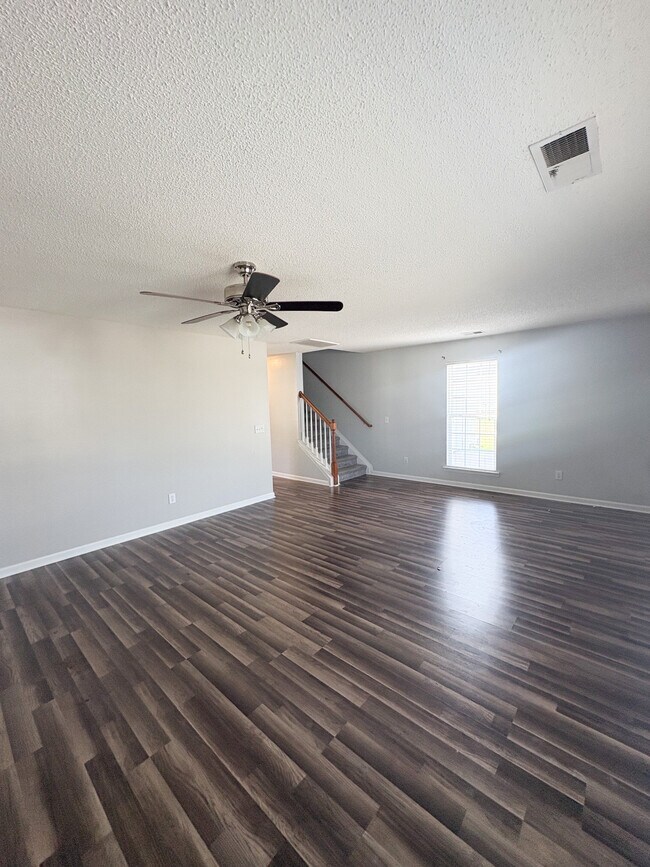 Building Photo - 159 Savannah Hills Dr