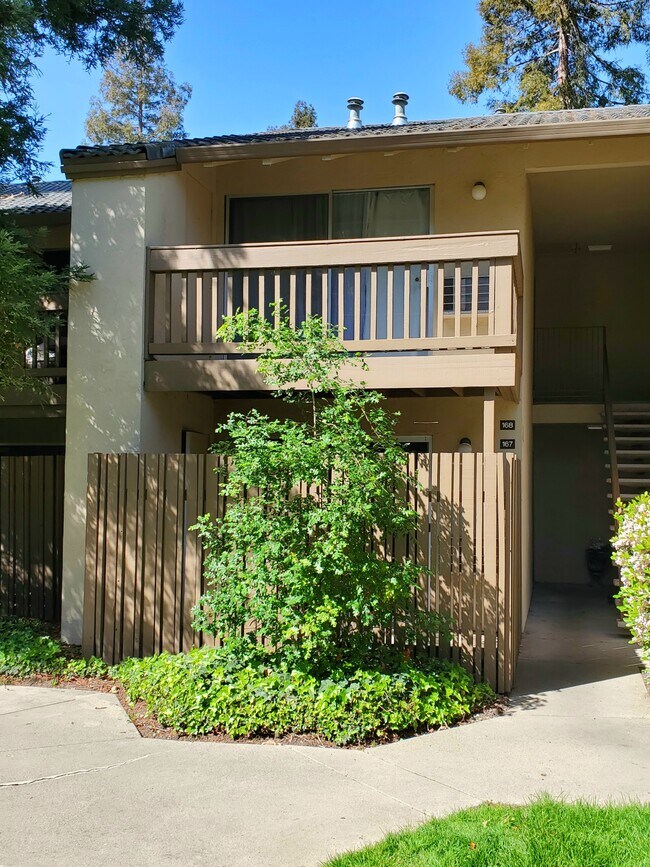 2738 Oak Rd Unit 167, Walnut Creek, CA 94597 Condo for Rent in Walnut