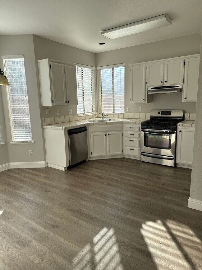 Foto del edificio - Great location